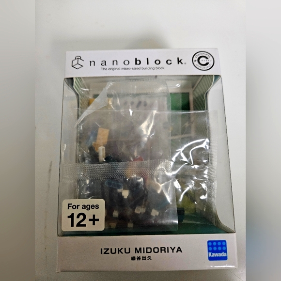 Nanoblock Izuku Midoriya Building Set - Picture 1 of 4